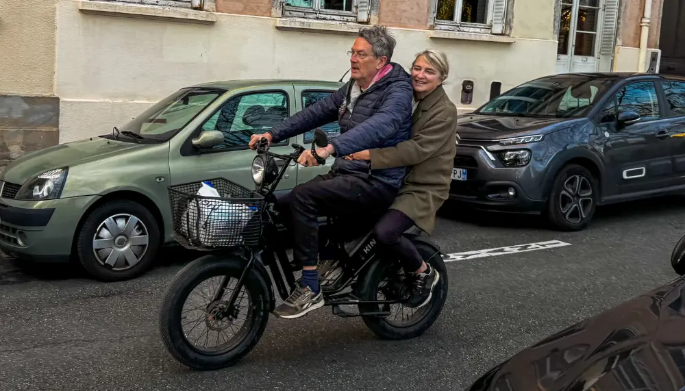En solo ou en duo, ce vélo cargo électrique vous emmène partout !